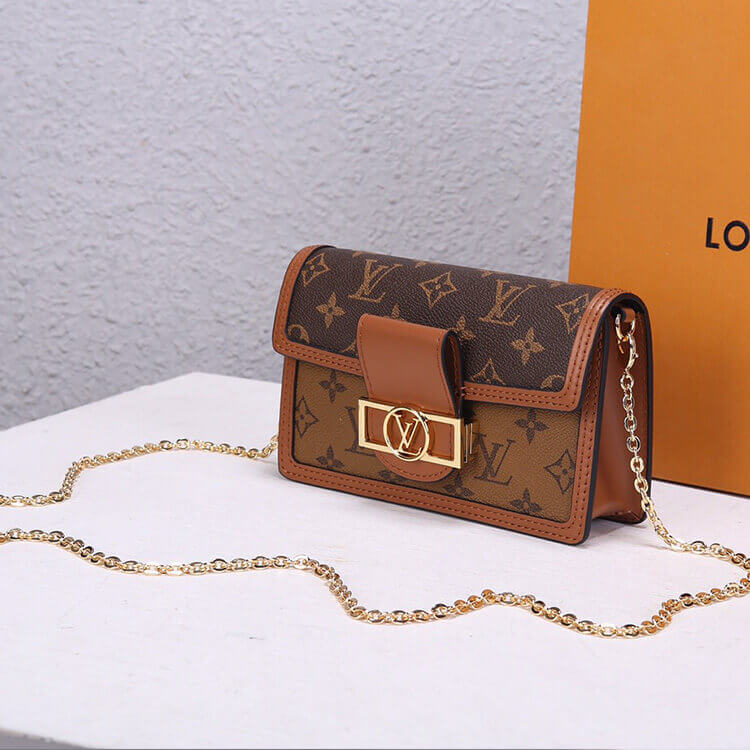 LV Dauphine Chain Wallet 2 LV Dauphine Chain Wallet - Image 3