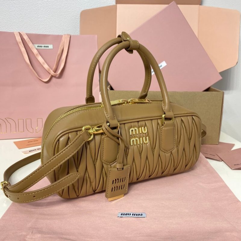 MiuMiu Large Arcadie matelassé nappa leather bag(high-end grade) - Image 3
