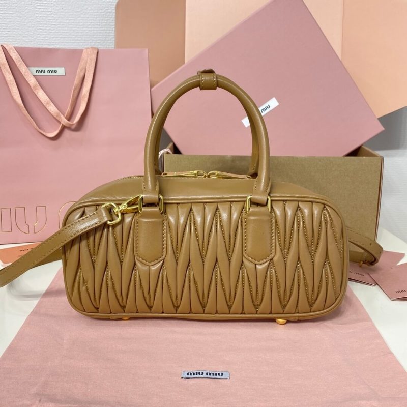 MiuMiu Large Arcadie matelassé nappa leather bag(high-end grade) - Image 4