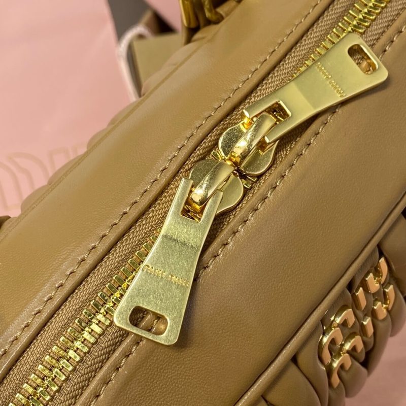 MiuMiu Large Arcadie matelassé nappa leather bag(high-end grade) - Image 7