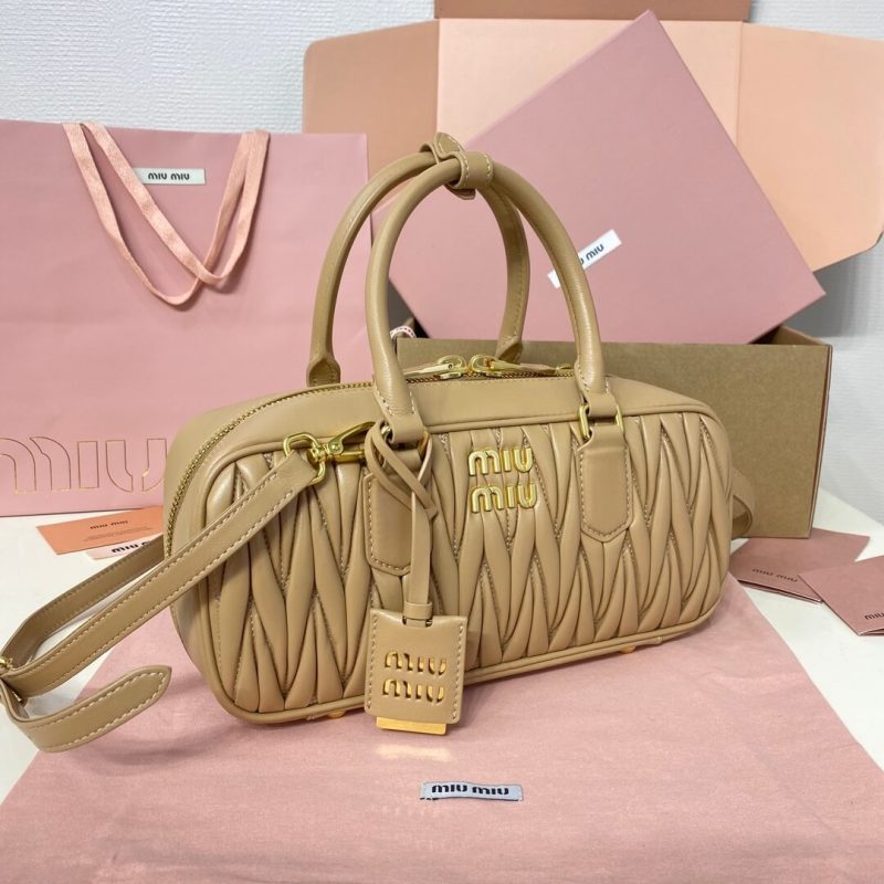 MiuMiu Large Arcadie matelassé nappa leather bag(high-end grade) - Image 3