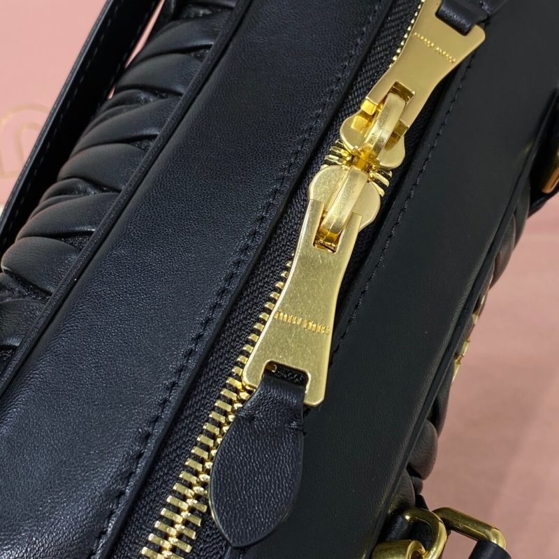 MiuMiu Large Arcadie matelassé nappa leather bag(high-end grade) - Image 7