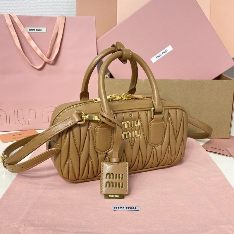 MiuMiu Regular Arcadie matelassé nappa leather bag(high-end grade) - Image 3