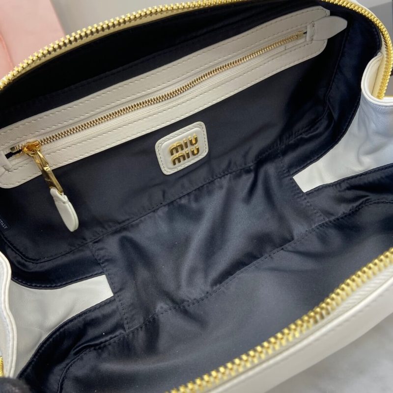 MiuMiu Regular Arcadie matelassé nappa leather bag(high-end grade) - Image 8