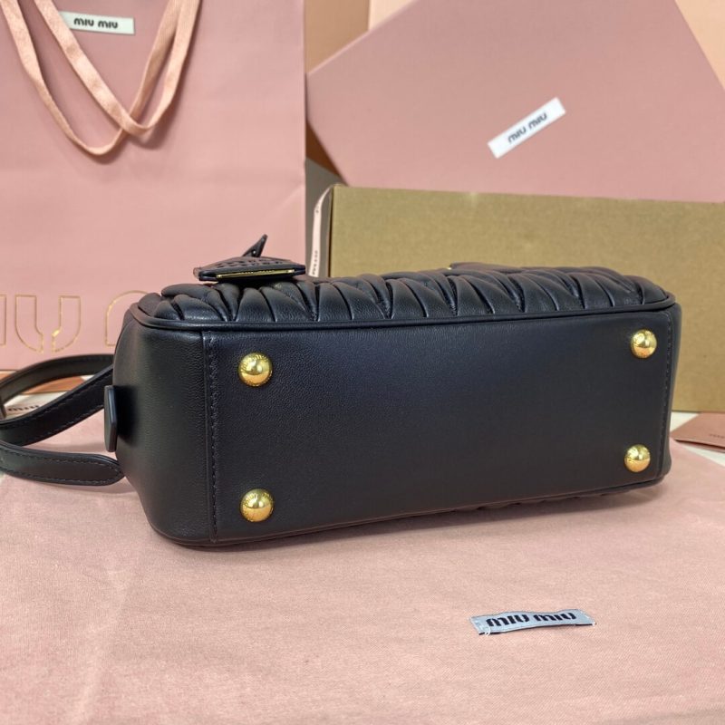 MiuMiu Regular Arcadie matelassé nappa leather bag(high-end grade) - Image 5