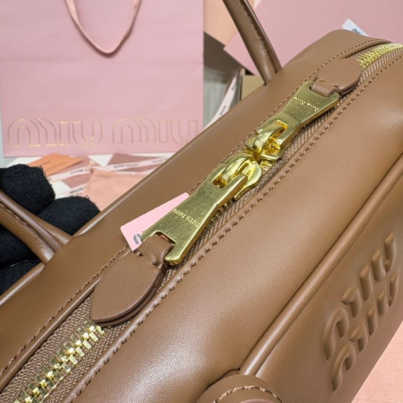 MiuMiu Small Beau leather bag(high-end grade) - Image 7