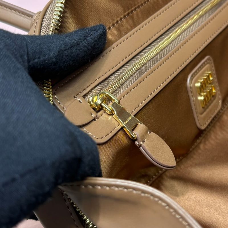 MiuMiu Small Beau leather bag(high-end grade) - Image 8