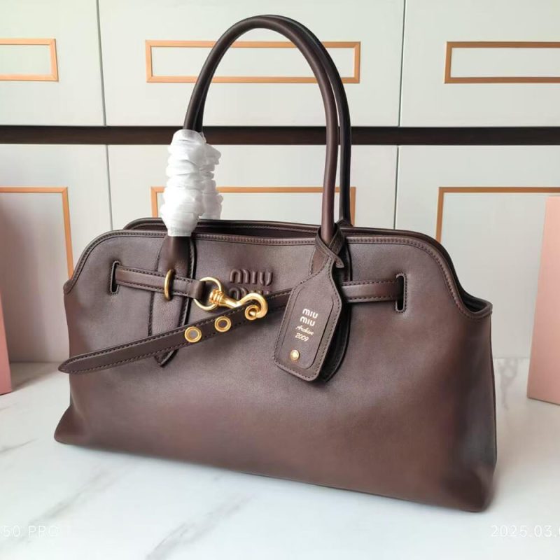 MiuMiu Large Aventure nappa leather bag(high-end grade) - Image 3