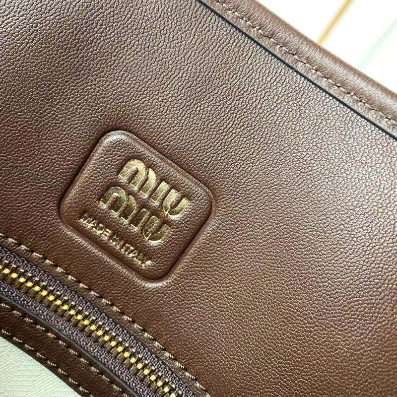 MiuMiu Large Aventure nappa leather bag(high-end grade) - Image 7