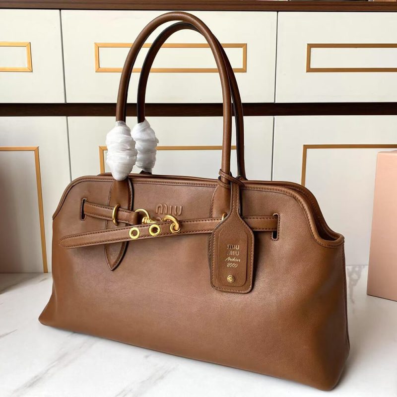 MiuMiu Large Aventure nappa leather bag(high-end grade) - Image 3