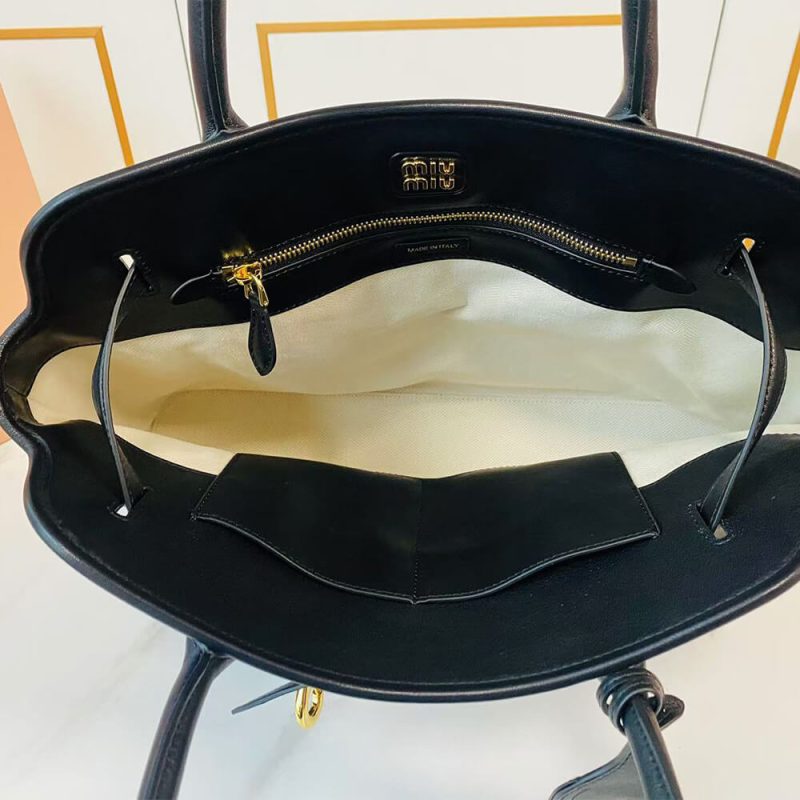 MiuMiu Medium Aventure nappa leather bag(high-end grade) - Image 7