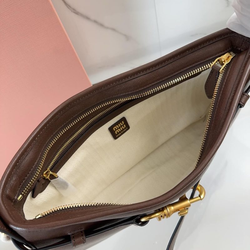 MiuMiu Regular Aventure nappa leather bag(high-end grade) - Image 7