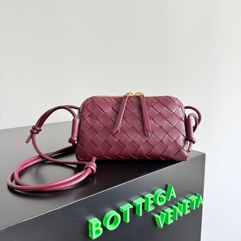 Bottega Veneta Concert Pouch(high-end grade) - Image 2
