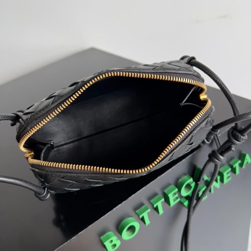 Bottega Veneta Concert Pouch(high-end grade) - Image 8