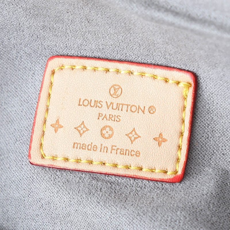 LV Pochette Camille - Image 7