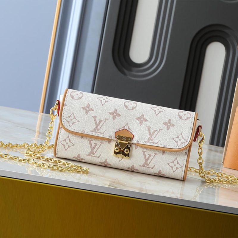 LV Pochette Camille - Image 2