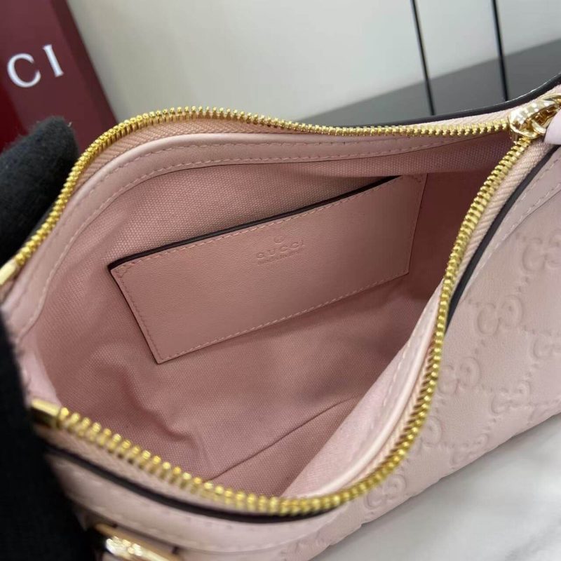 GG Emblem small shoulder bag - Image 8