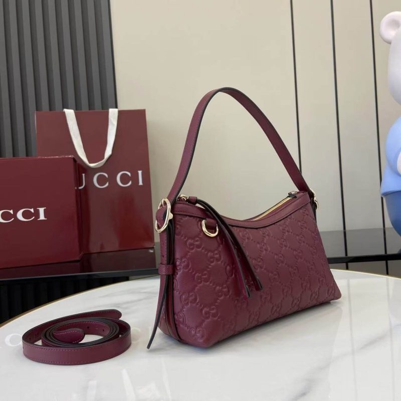 GG Emblem small shoulder bag - Image 3