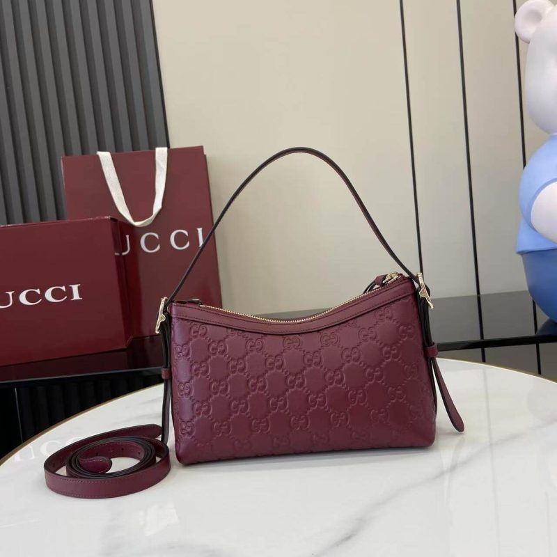 GG Emblem small shoulder bag - Image 4