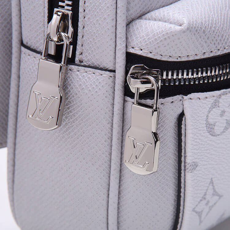 LV Outdoor Bumbag 7 LV Outdoor Bumbag - Image 7