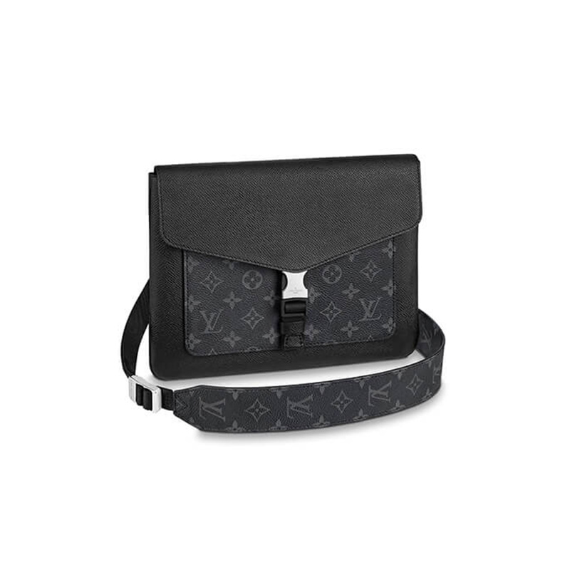LV Outdoor Flap Messenger 1 LV Outdoor Flap Messenger