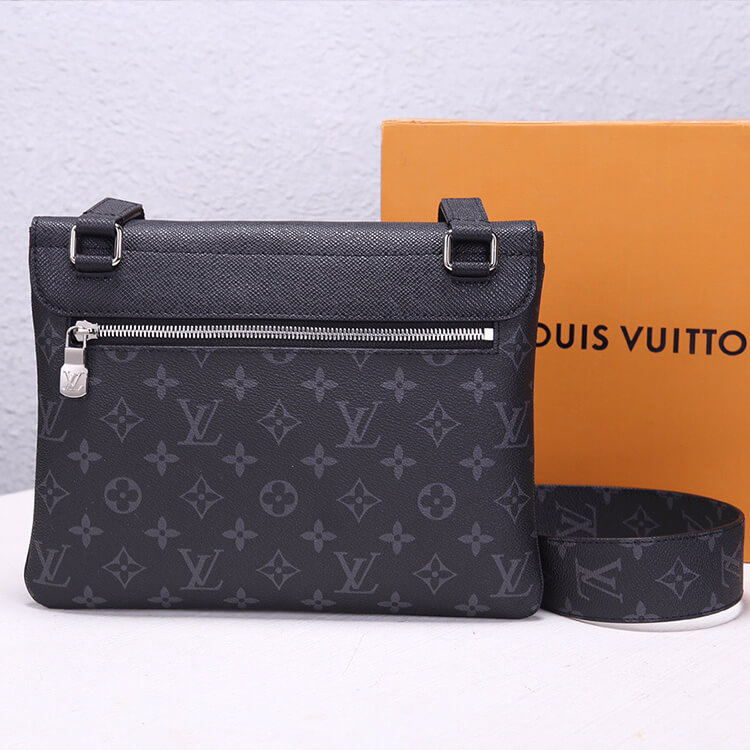 LV Outdoor Flap Messenger 3 LV Outdoor Flap Messenger - Image 3