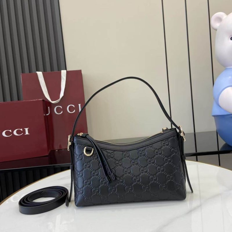 GG Emblem small shoulder bag - Image 2