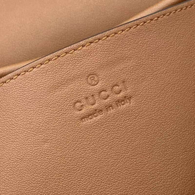 GG Emblem small shoulder bag - Image 7