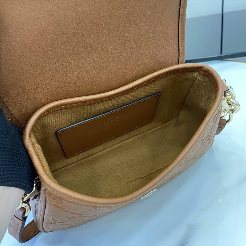 GG Emblem small shoulder bag - Image 8