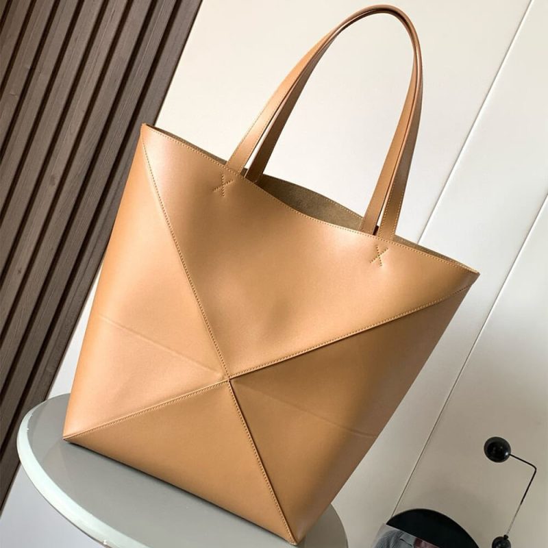 LOEWE Large Puzzle Fold tote in shiny calfskin(HIGH-END GRADE) - Image 4