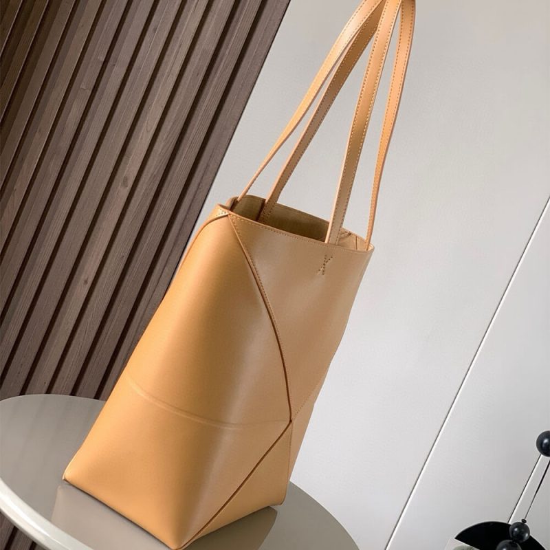 LOEWE Medium Puzzle Fold tote in shiny calfskin(HIGH-END GRADE) - Image 3
