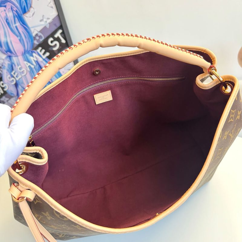 LV Again - Image 8
