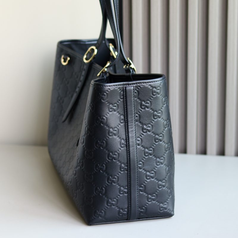 GG Emblem large tote bag - Image 3