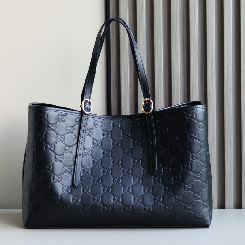 GG Emblem large tote bag - Image 4