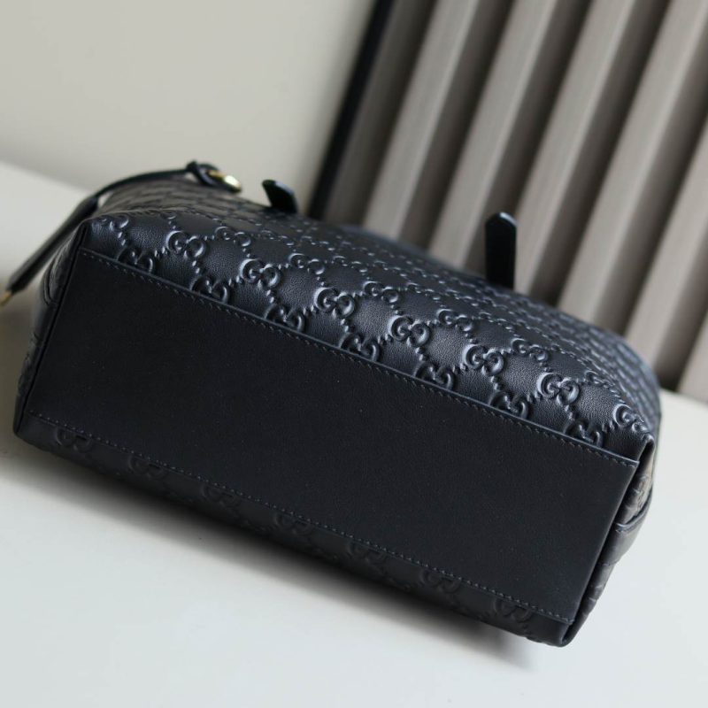 GG Emblem medium tote bag - Image 5