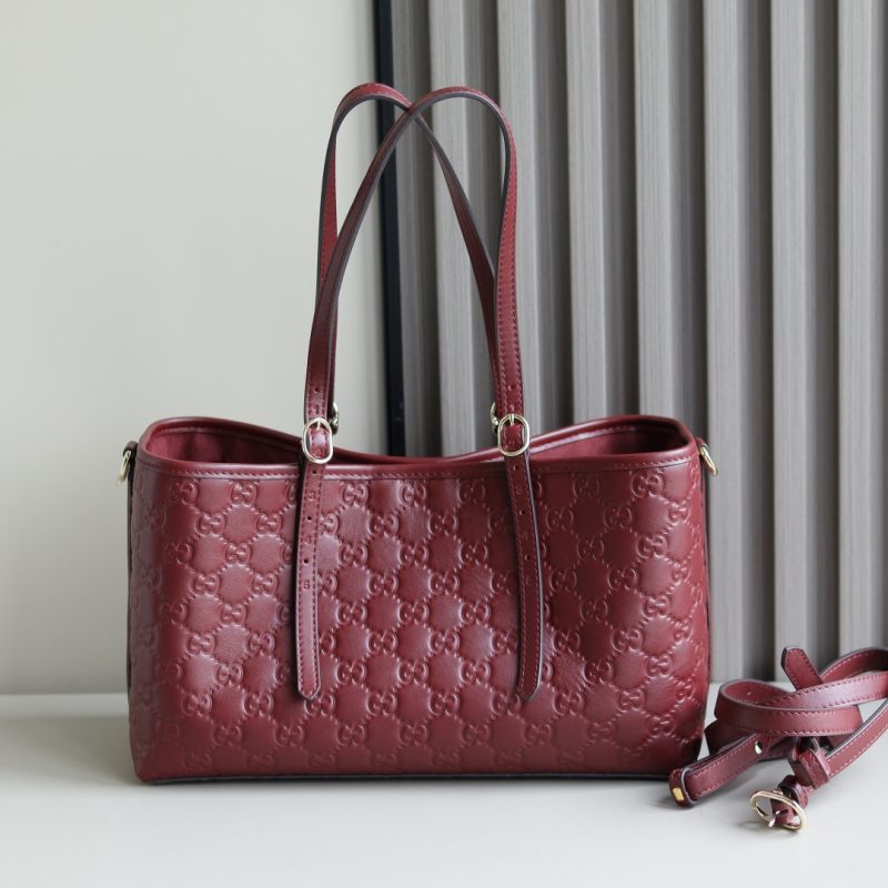 GG Emblem medium tote bag - Image 4