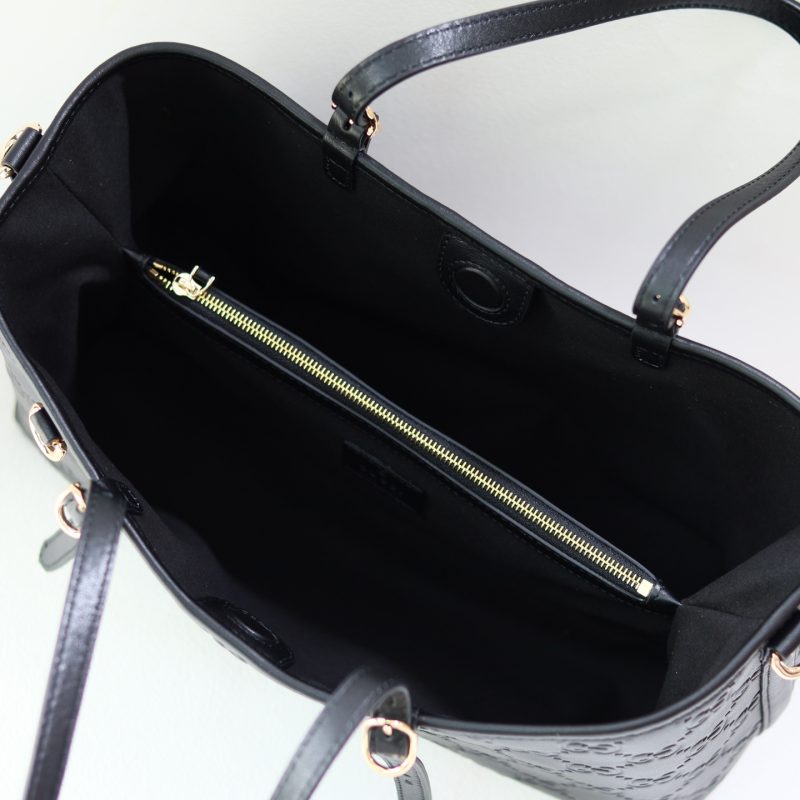 GG Emblem medium tote bag - Image 8