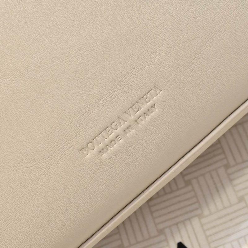 Bottega Veneta Medium Ciao Ciao(high-end grade) - Image 7