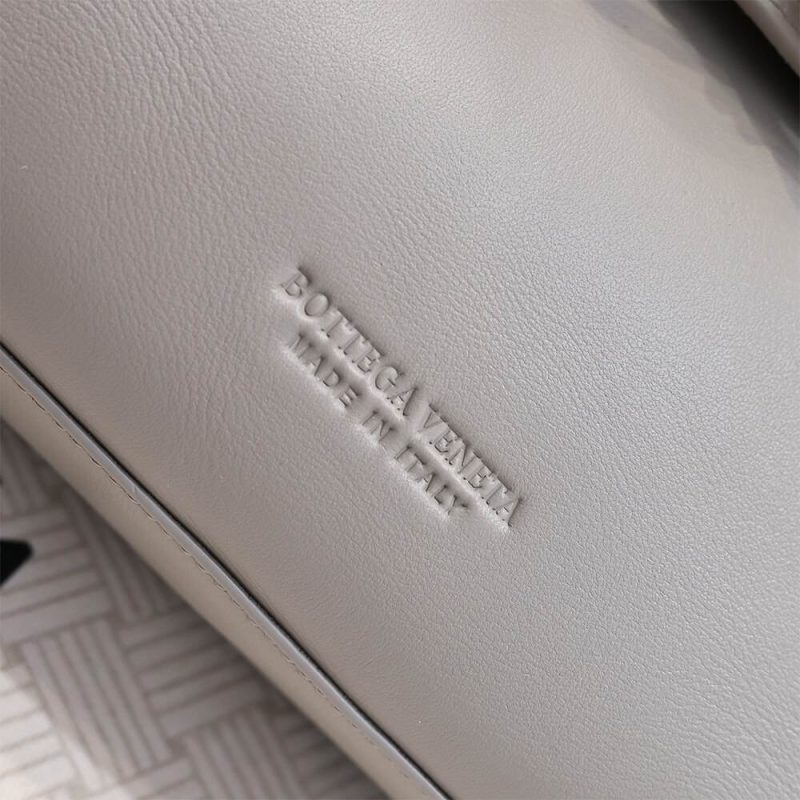 Bottega Veneta Small Ciao Ciao(high-end grade) - Image 6