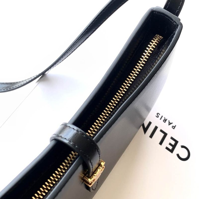 CELINE TINA SHOULDER BAG IN Triomphe canvas - Image 6