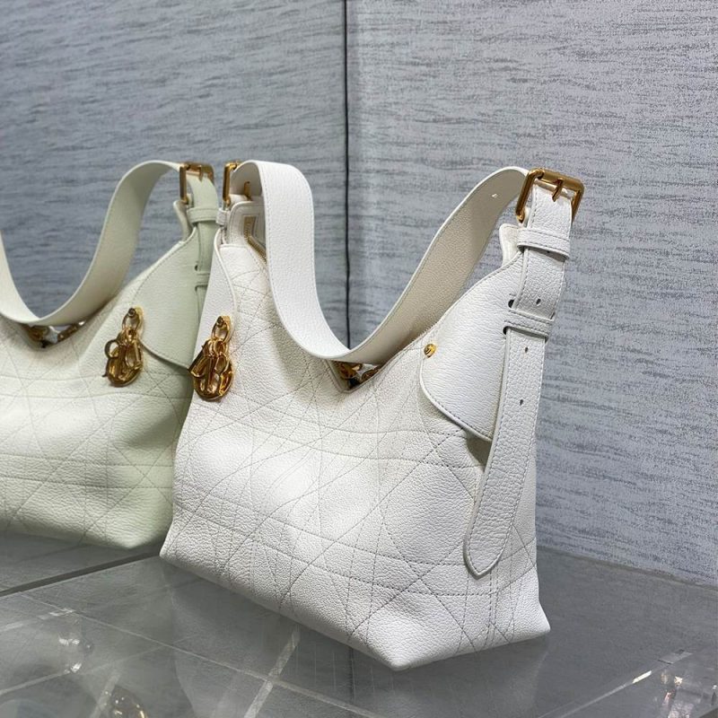 Dior Medium Dior Voyage Bag(high-end grade) - Image 3