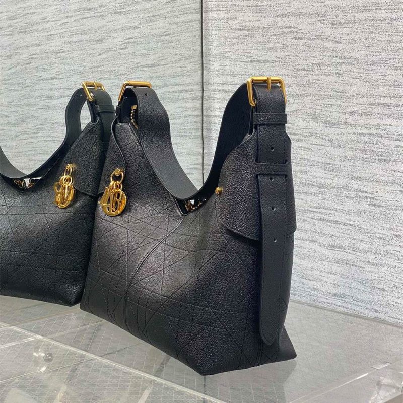 Dior Medium Dior Voyage Bag(high-end grade) - Image 3
