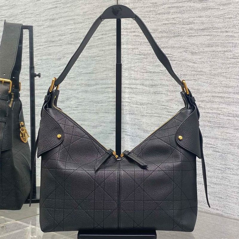 Dior Medium Dior Voyage Bag(high-end grade) - Image 4