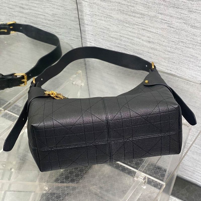 Dior Medium Dior Voyage Bag(high-end grade) - Image 5