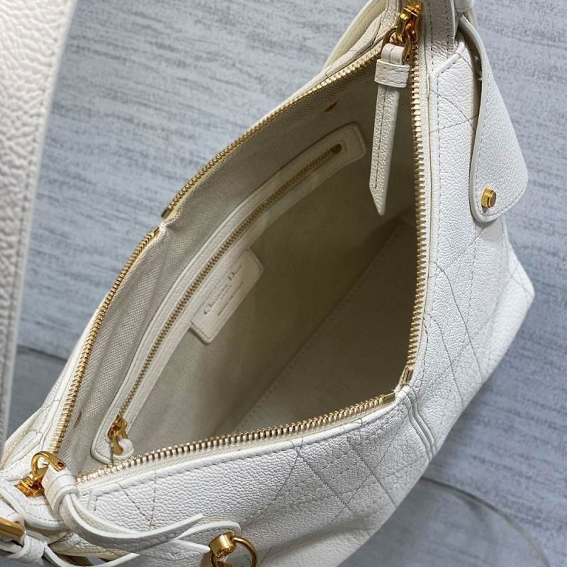 Dior Small Dior Voyage Bag(high-end grade) - Image 8
