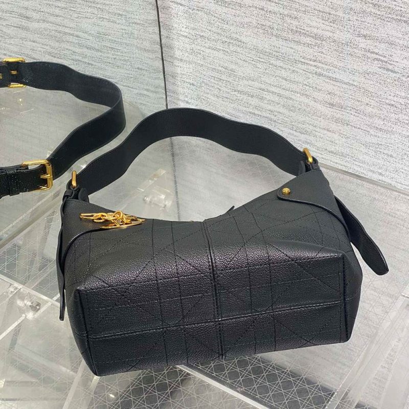 Dior Small Dior Voyage Bag(high-end grade) - Image 5