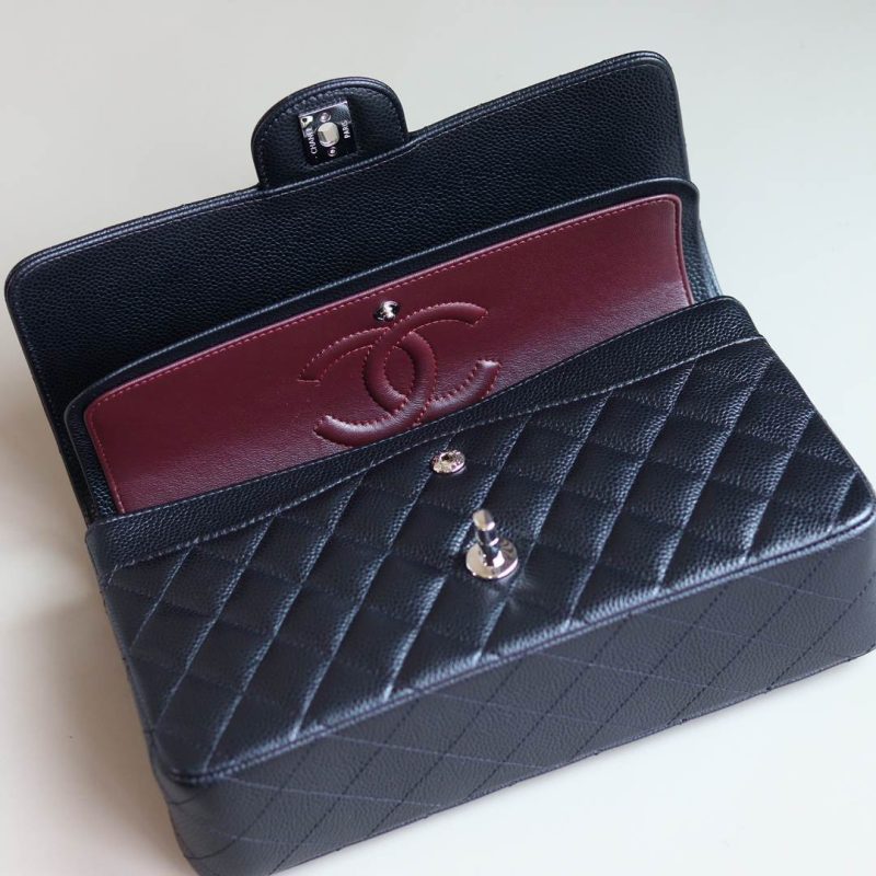 CHANEL Medium Classic Flap Handbag(high-end grade) - Image 6