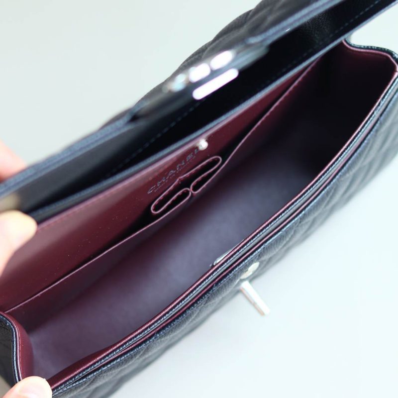 CHANEL Medium Classic Flap Handbag(high-end grade) - Image 8