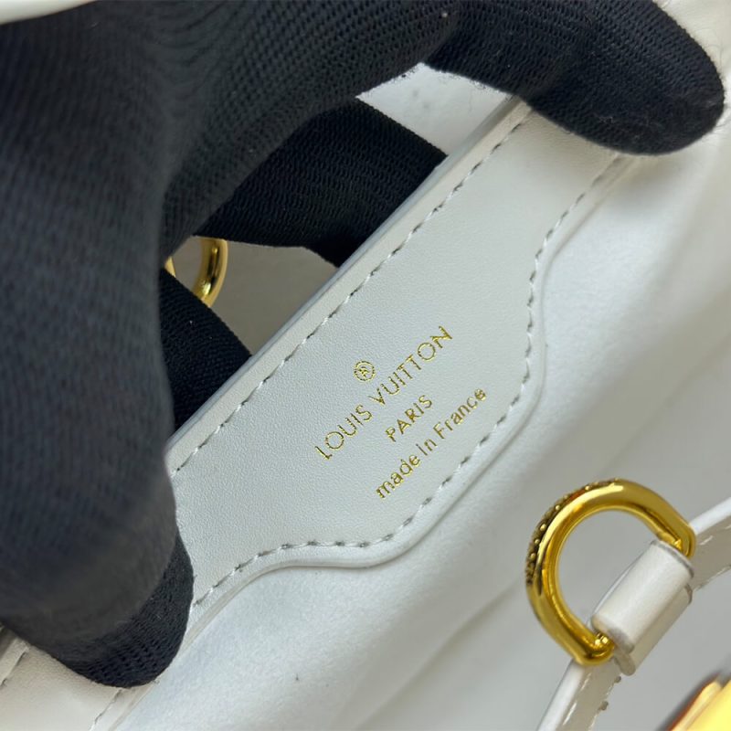 LV x TM Capucines - Image 7