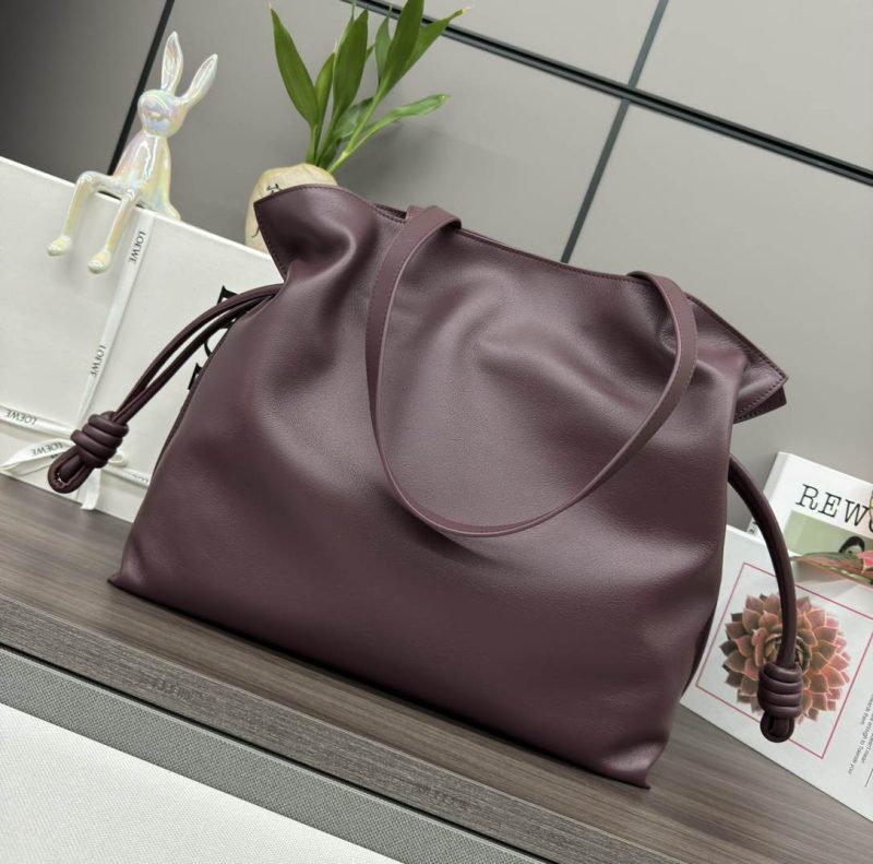 LOEWE Large Flamenco Nappa Leather Clutch(HIGH-END GRADE) - Image 4